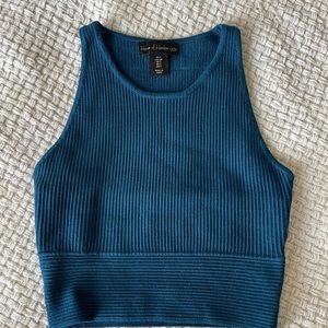 House of Harlow fitted/ribbed crop tank
